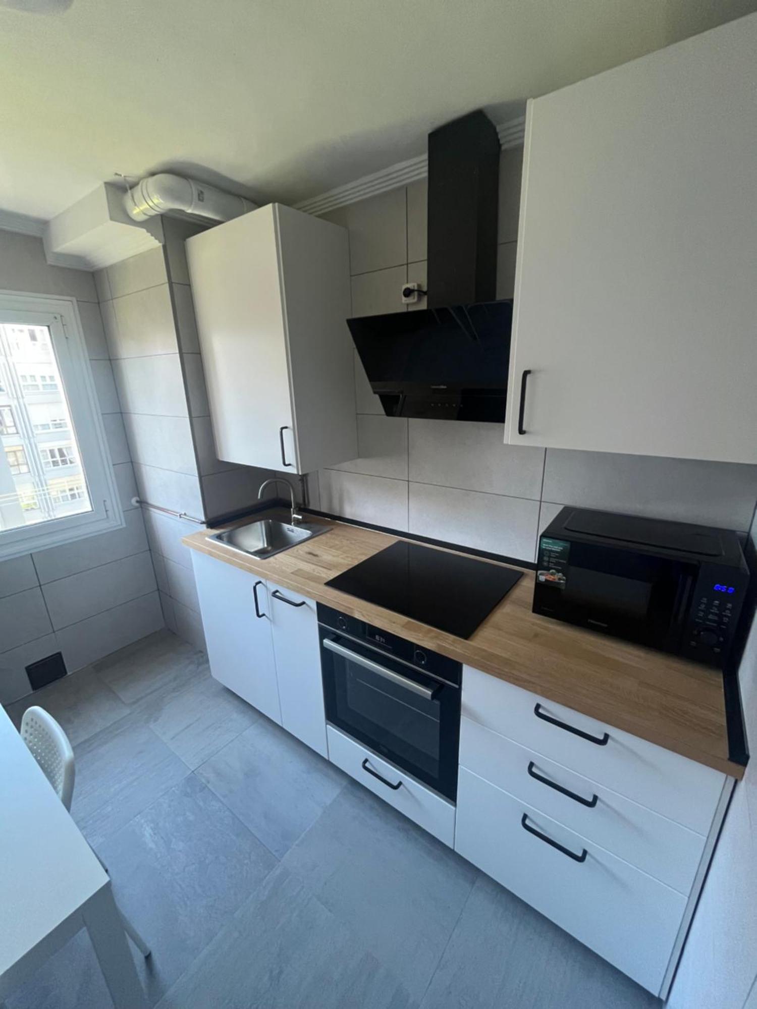 Piso A Un Paso Centro Con Zona Aparcamiento Gratuita Apartment Santander Exterior photo